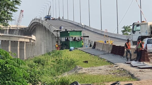 পদ্মা সেতুর টোল চূড়ান্ত বাইক ১০০, কার ৭৫০ টাকা