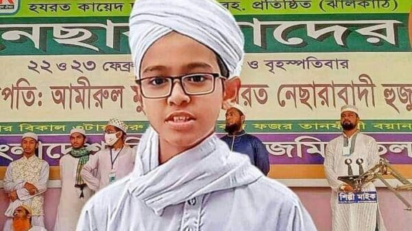 ঝালকাঠিতে মাত্র ১১ বছর বয়সেই কোরআনের হাফেজ হলেন ওমর ফারুক।