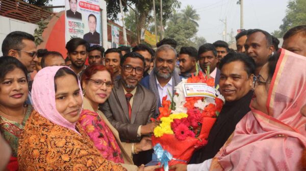 বাগমারার সাংসদ কে তাহেরপুর ডিগ্রি কলেজ এর সংবর্ধনা