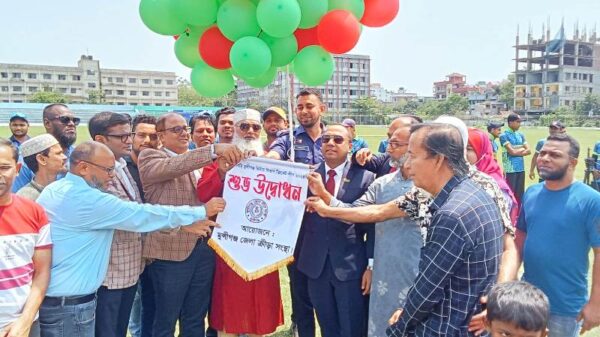 মুন্সীগঞ্জে দ্বিতীয় বিভাগ ক্রিকেট লীগ খেলা বৃষ্টির জন্য বন্ধ